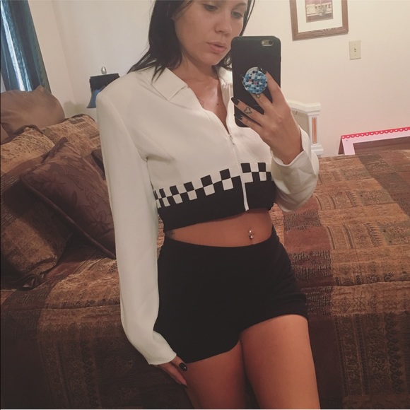 Niteline Tops - Designer cropped cardigan